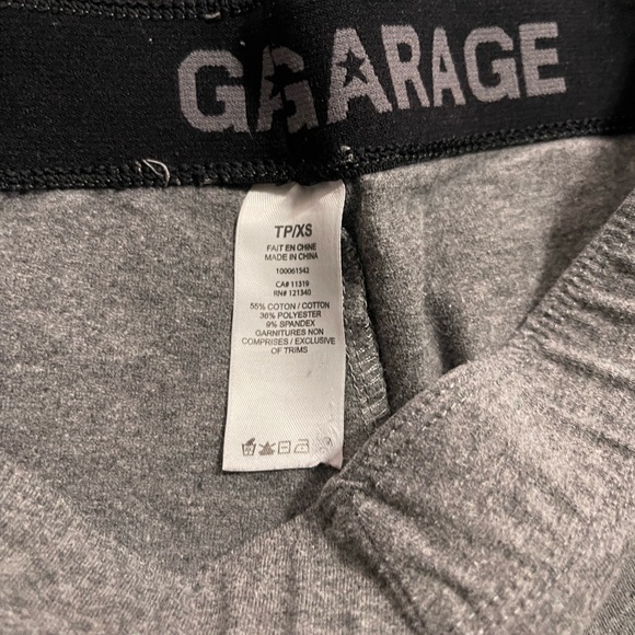 Garage bundle…Gray Stretch Leggings - Picture 3 of 7